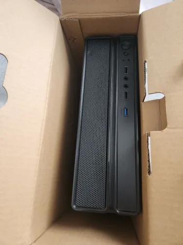 Vendo gabinete cpu slim mini Bluecase