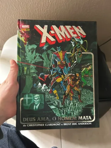 X-men: Deus Ama, O Homem Mata - Capa Dura (Usado)
