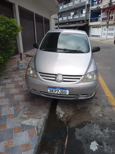 Volkswagen Fox Plus 1.0mi/ 1.0mi Total Flex 8V 3P 2004