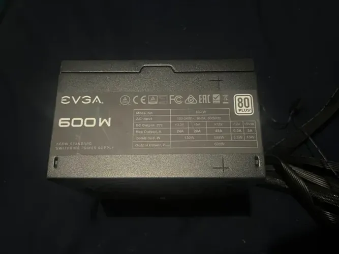 Fonte EVGA 600W 80 Plus White