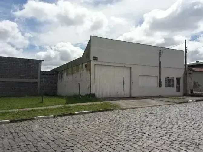 Galpão/Depósito/Armazém para venda possui 400 metros quadrados