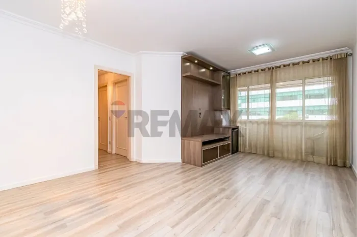 Apartamento para alugar 89m² com 3 quartos, sendo 1 suíte e 1 vaga de garagem  Batel, Curi