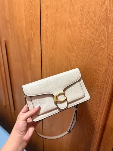 Bolsa Coach Tabby 20 original, na cor off white/nude, com ferragens douradas