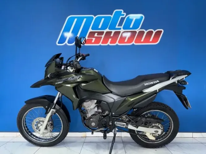 XRE 190 em estado de NOVA