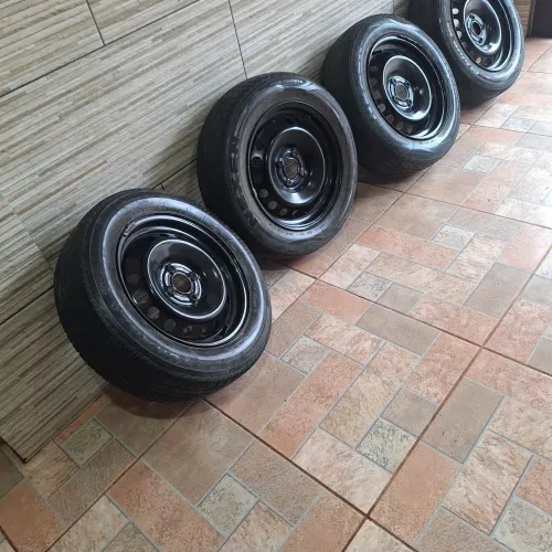 Vendo Jogo de Rodas 15