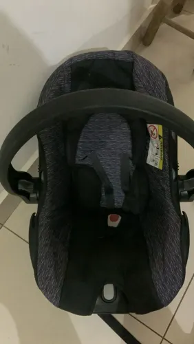 Bebê conforto reverse fosco preto e rajado