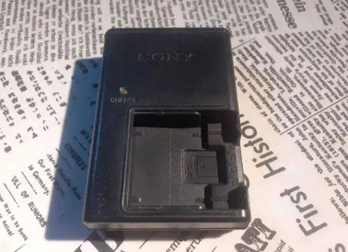 Carregador Sony BC-CSN Sony Cybershot Original