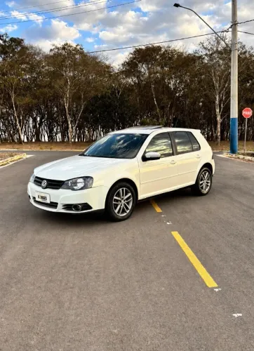 Volkswagen Golf Sportline 1.6 MI Total Flex 8V 4P 2013