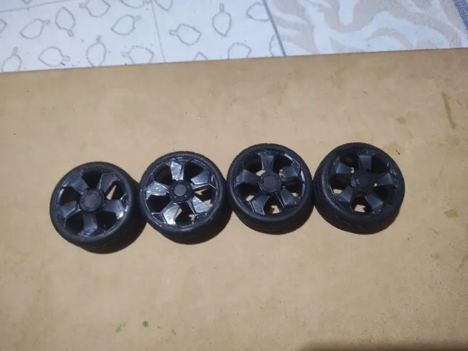 Jogo de rodas 1/10 da Lamborghini Reventón RC
