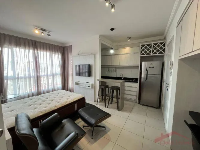 Apartamento com 1 dormitório para alugar, 28 m² por R$ 2.390,00/mês - Bucarein - Joinville