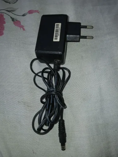 Fonte de Alimentação 12V 1A Bivolt
