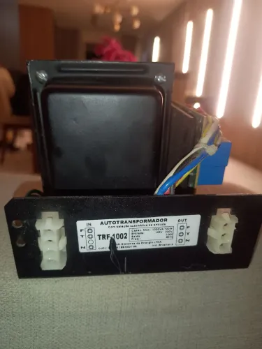 Transformador 220v/ 110v
