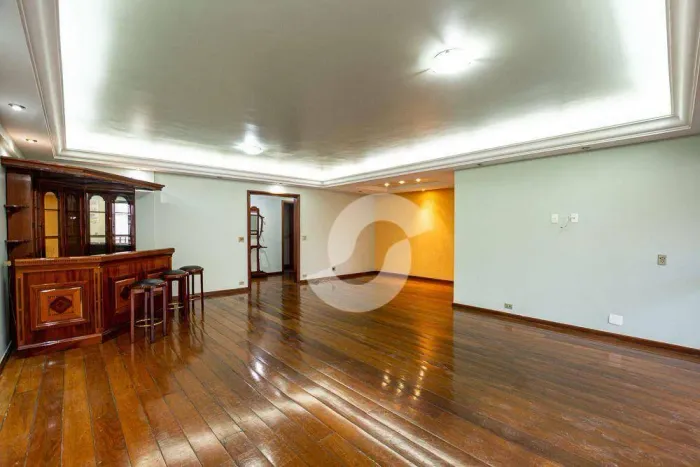 Apartamento com 4 dormitórios à venda, 200 m² por R$ 1.550.000,00 - Icaraí - Niterói/RJ