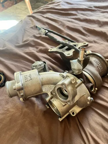 Turbina is20 para motor 2.0 ea888 completa 