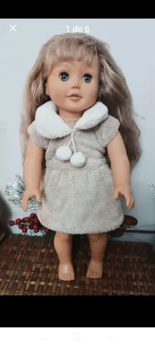 Boneca antiga importada