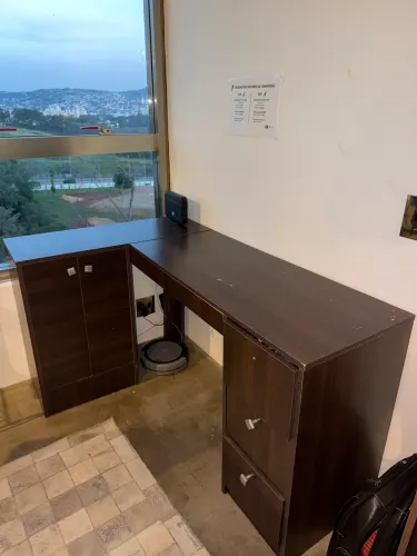 Mesa de Escritório em L (Canto) com Gavetas e Armário - MDF