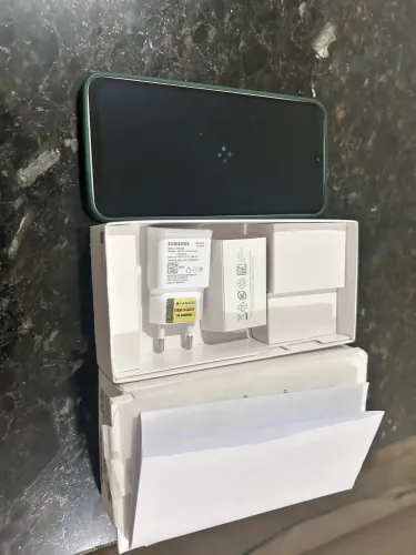? VENDO SAMSUNG GALAXY A17 ? NOVO E LACRADO! ?  ? VENDA URGENTE ? R$ 800,00