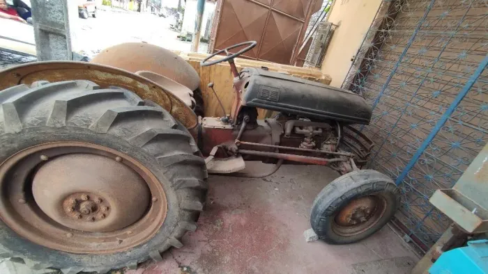 Trator Ford 8N 