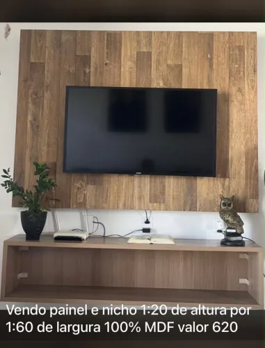 Estante de sala