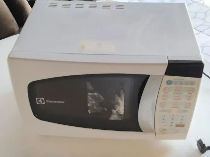 MICROONDAS 20L ELETROLUX