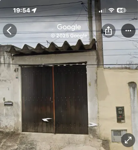 Portão de madeira