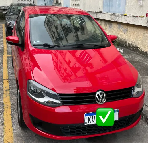 Volkswagen Fox 1.6 MI Total Flex 8V 5P 2013