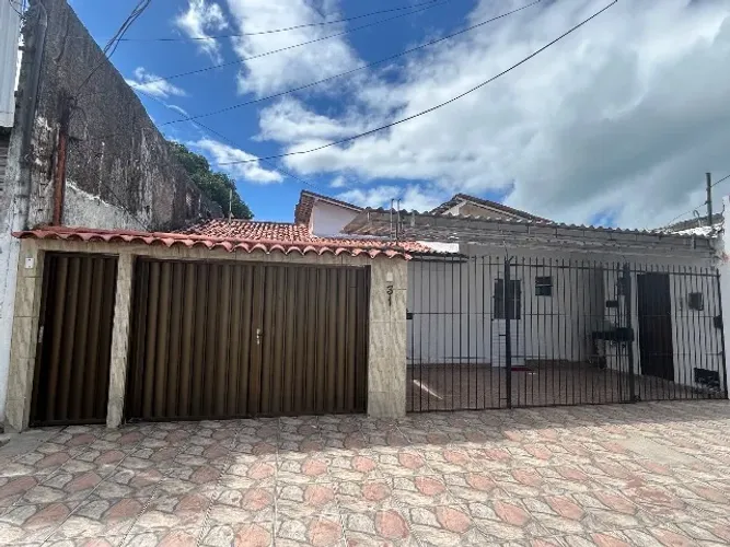 ACEITO FINANCIAMENTO!! EXCELENTE CASA TRAPICHE, C/4 QTS+ 2 APTOS DE 2 QTS!! 470 MIL