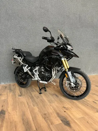 TRIUMPH TIGER 1200 RALLY BLACK EDITION 