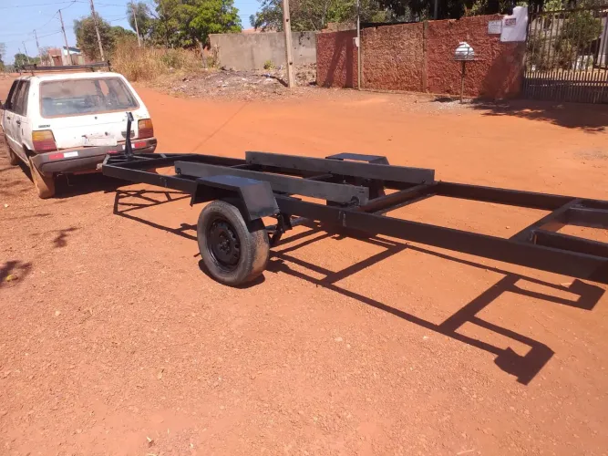 Carretinha pra barco