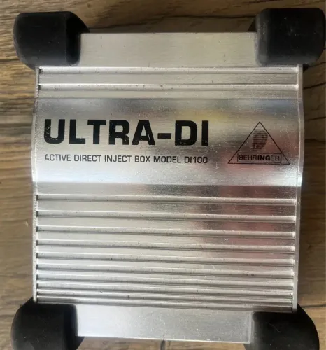 Direct box ativo ultra di behringer usado