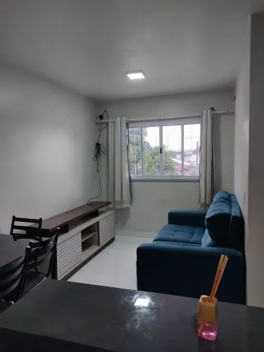 Aluga-se apartamento 