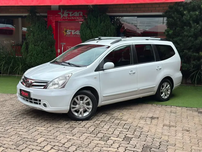 Nissan Grand Livina 1.8 S 16V 2011/2012 2013