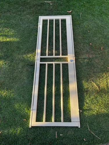 Grade de ferro 210cm x 78cm