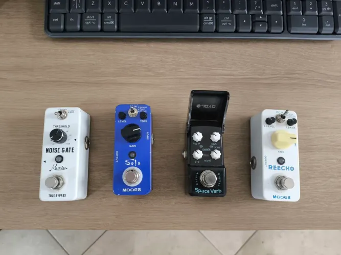 Kit mini pedais para guitarra