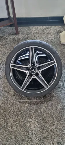 2 rodas Mercedes AMG