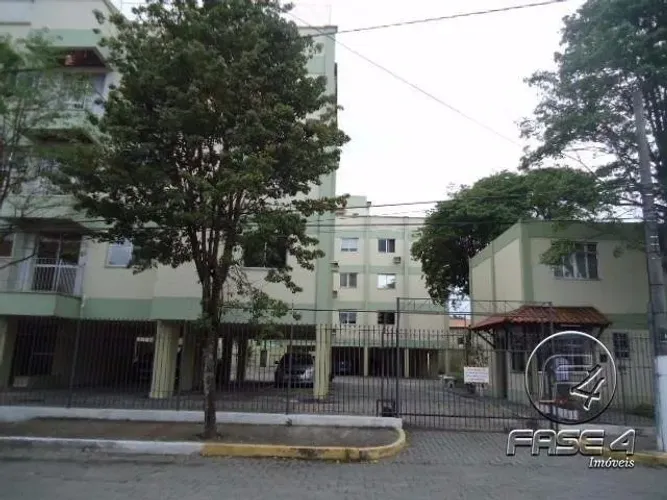 Cobertura no bairro Vila Santa Isabel - Resende