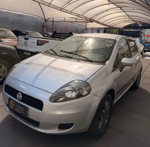 Fiat Punto 1.4 Fire Flex 8V 5P 2010