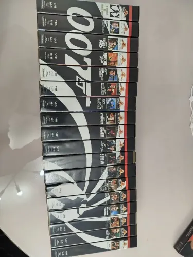 Coleção de fitas Vhs 007