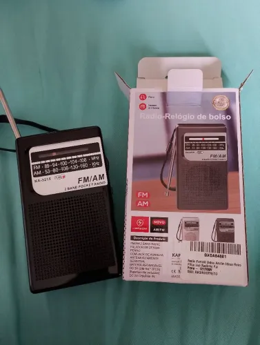 Rádio relógio de bolso AM/FM faço Olx pay