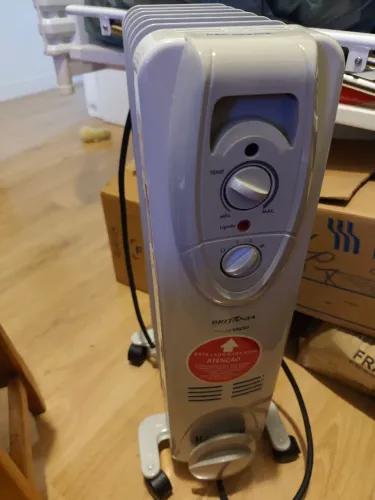 Aquecedor a óleo Britânia 1500w, 110v