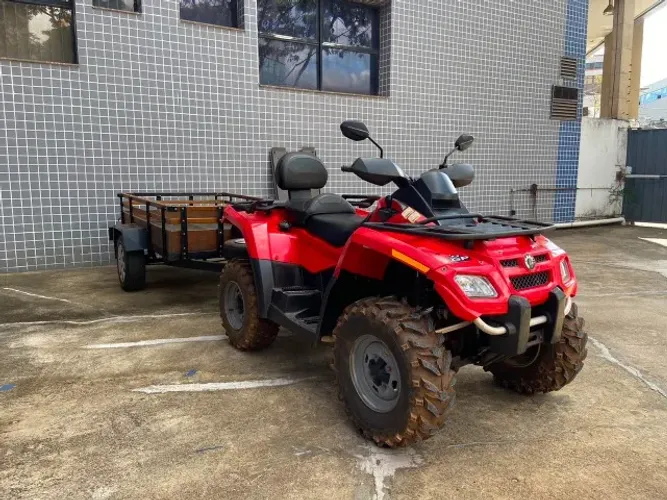 Quadriciclo CAN-AM Outlander 650