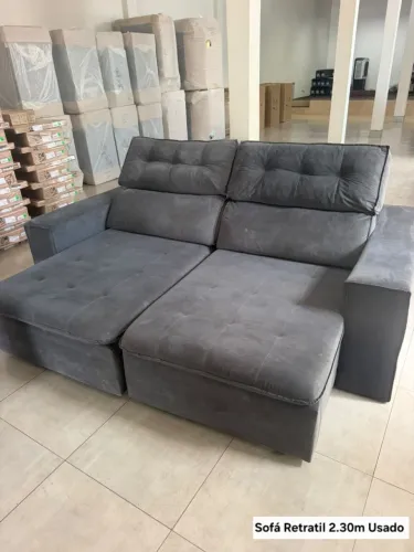 Sofá Retratil 2.30m Usado - 980,00 A vista ou 12x 95,55 no cartão de crédito