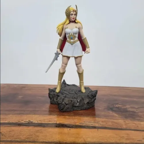 BONECO SHE-RA DE IMPRESSÃO 3D 