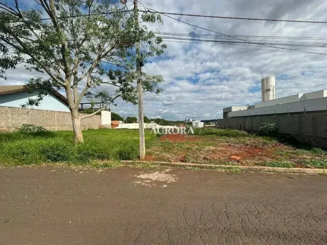 Terreno à venda, 383 m² por R$ 220.000,00 - Centro - Cambé/PR