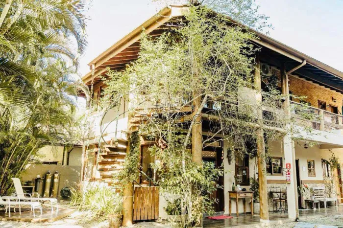 Fundo de comércio com 6 quartos, Praia Itamambuca, Ubatuba - R$ 2.2 mi, Cod: 2934