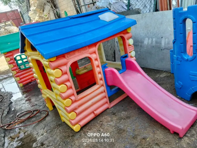 Vendo Playground casinha FRESO