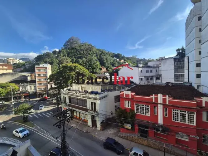 Apartamento : Padrão / Residencial / Centro