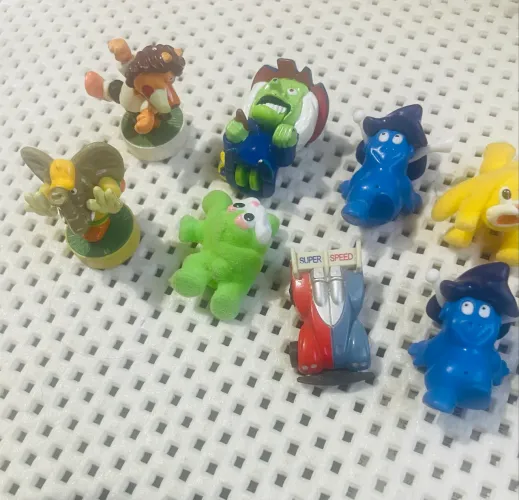 Lote brinquedos Kinder Ovo