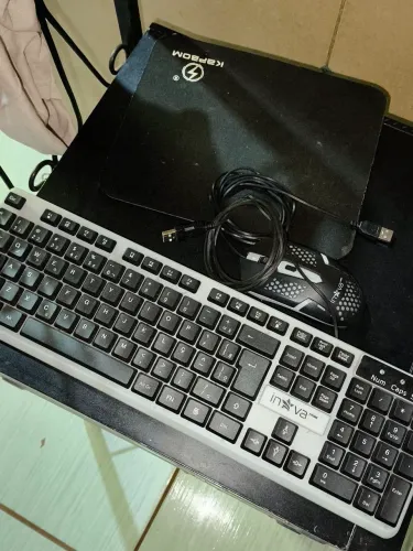 Teclado e mouse RGB