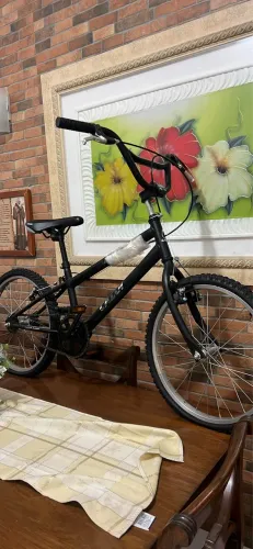 Bicicleta Caloi aro 20 extreme preta